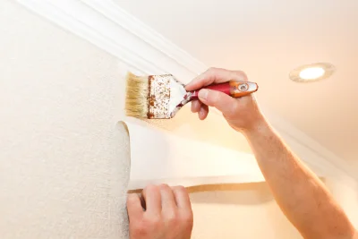 Pose de papier peint à Vimpelles — revêtements muraux et toiles de verre